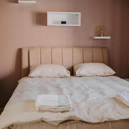 Bed and Breakfast Prenociste Park Modrica Esterno foto