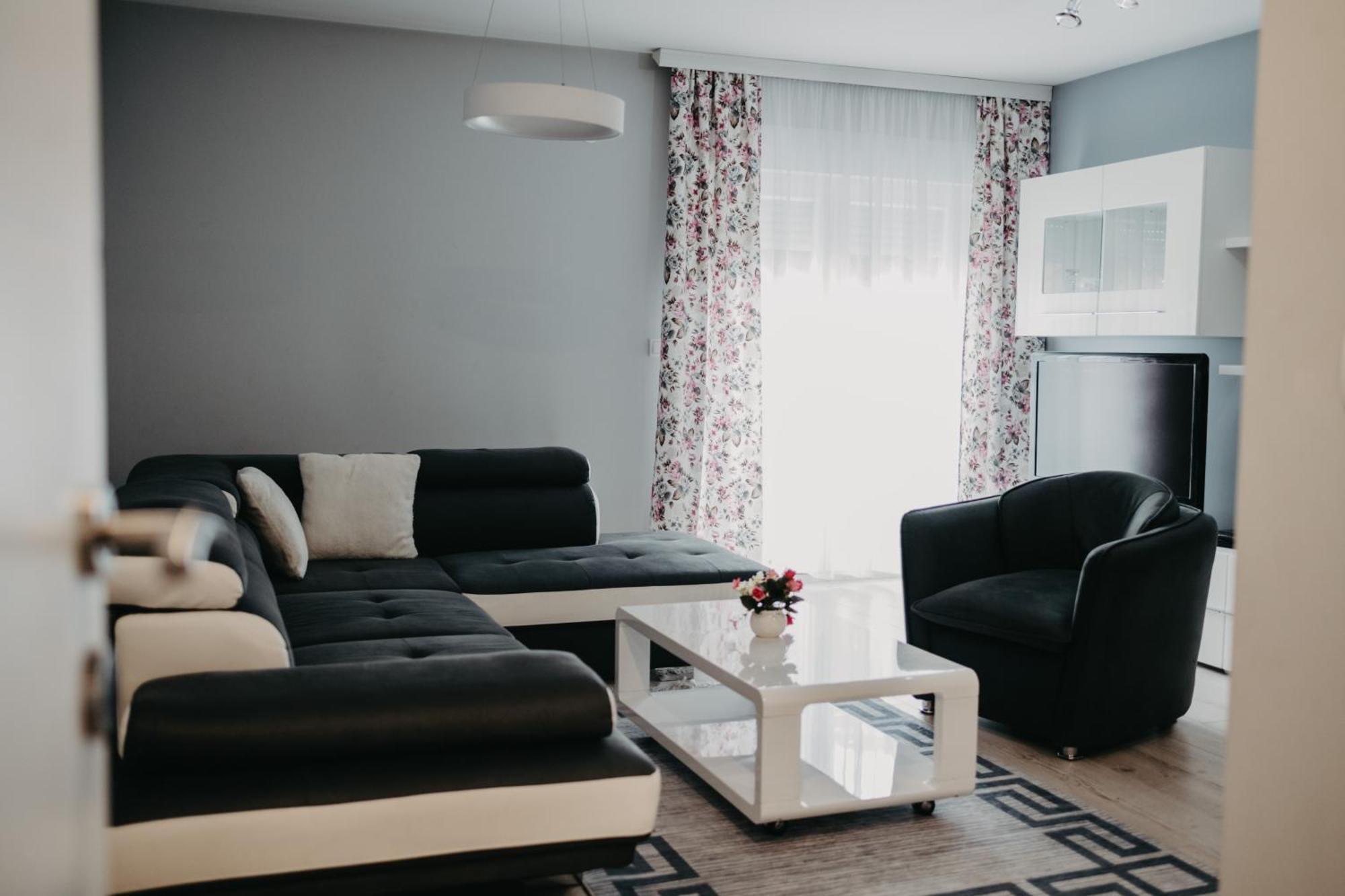 Bed and Breakfast Prenociste Park Modrica Esterno foto